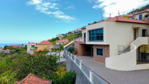 Capela's House by LovelyStay - Housity