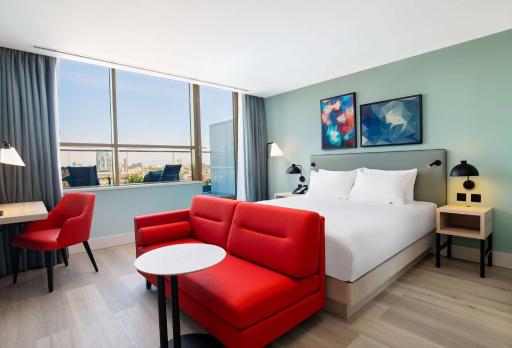 Hyatt Place London City East - Housity