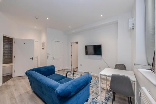 FLASH SALE Central Hove 1 Bedroom Flat BN32OSM04 - Housity