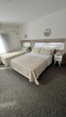 Hotel Plaza - Housity