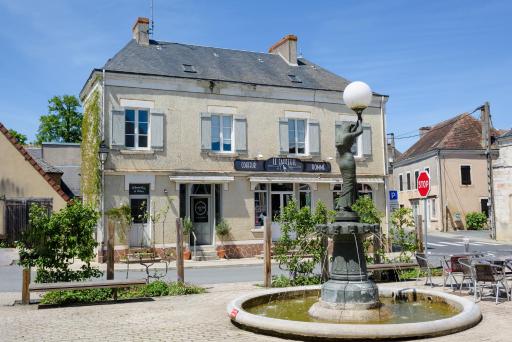 Aux Couleurs de Neuvy - Housity