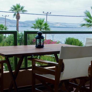 Nea Makri Beach Apartment - Housity
