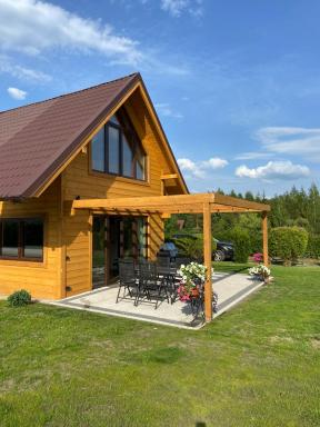 Dom wakacyjny z jacuzzi nad jez Orzysz - Housity