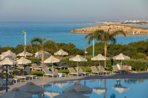 NissiBlu Beach Resort - Housity