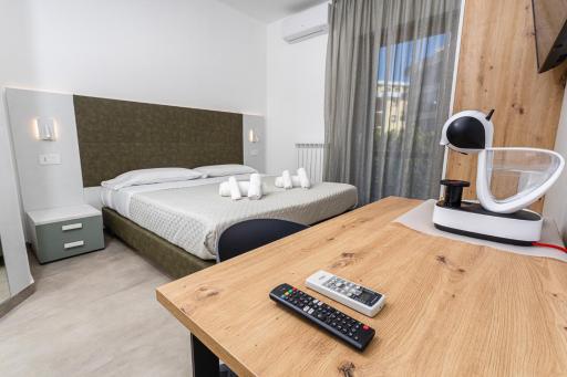 Gallo's City Rooms - Housity