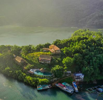 Mai Chau Hideaway Lake Resort - Housity
