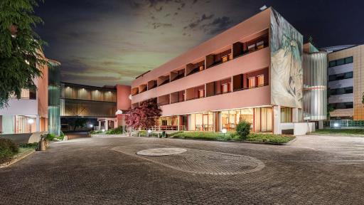 City Style Hotel Reggio Emilia - Housity