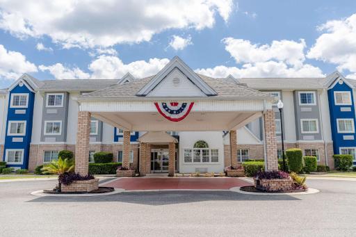 Microtel Inn & Suites by Wyndham Kingsland Naval Base I-95 - Housity