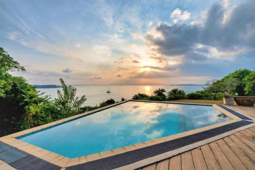 Redcliffs by The Serendipity Collection - Housity