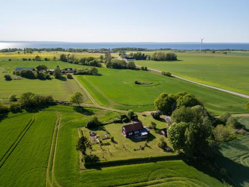 precis intill Ombergs golfbana, nära till Vättern, stora Lund och Hästholmen - Housity