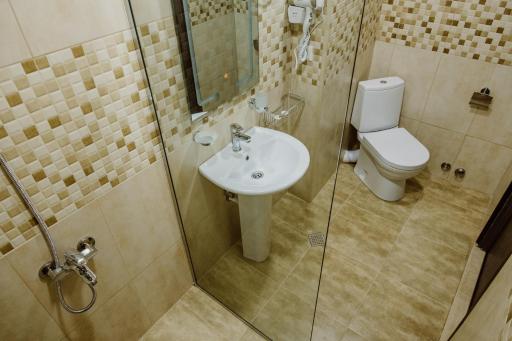 Sea View Hotel Suites - Housity