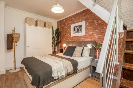 Fancy 2BDR Duplex With Patio by LovelyStay - Housity