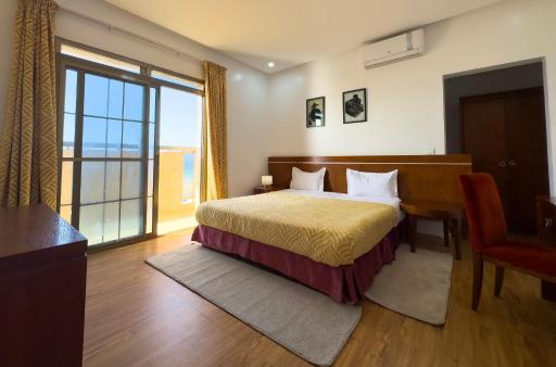 Oasis, Seaside - Housity
