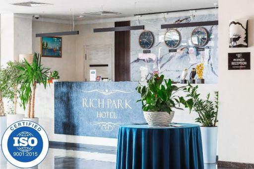 RICH PARK HOTEL - Housity