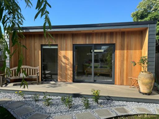 Gorgeous new studio! - Housity