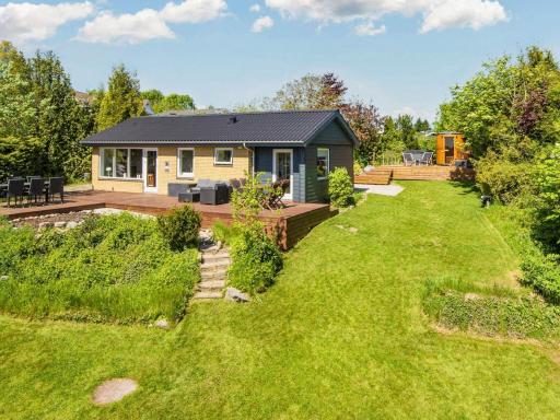 8 person holiday home in Rønde - Housity