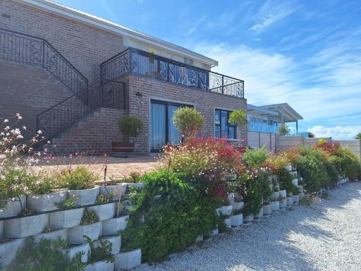 41 on Siffie - Housity