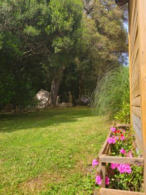 Domaine Authentique de Rose - Housity