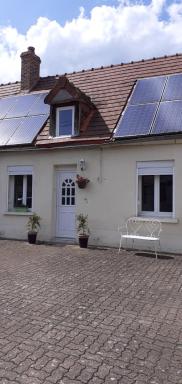 Chambre entre ville et campagne - Housity