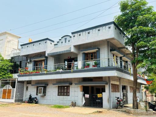 Shukla Guest House - Housity
