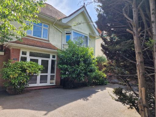 Great stay in a beautiful and cosy house - Housity
