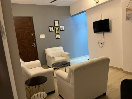 Riverside Cozy 1bhk Apartment In koregaon Park - Hizvo