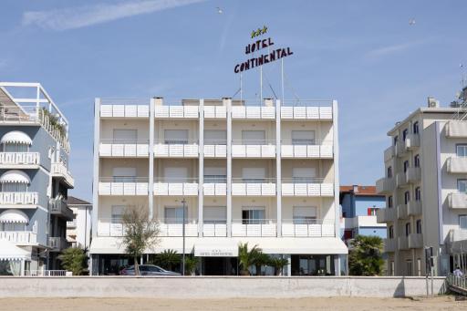 Hotel Continental - Housity