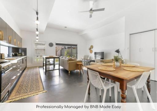 The Old Corner Store Central and Stylish - Housity