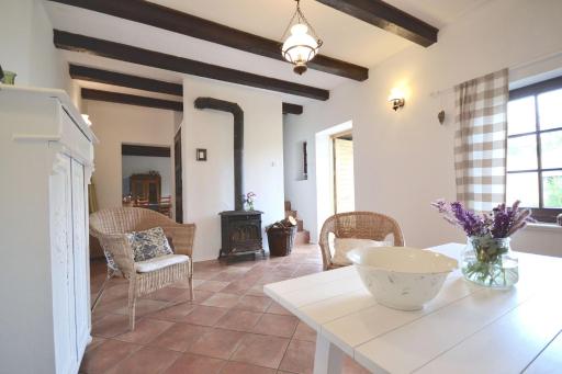 Chata pod klonami - Housity