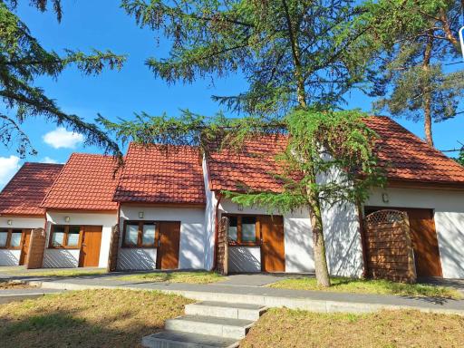 Domki letniskowe Invest - Housity