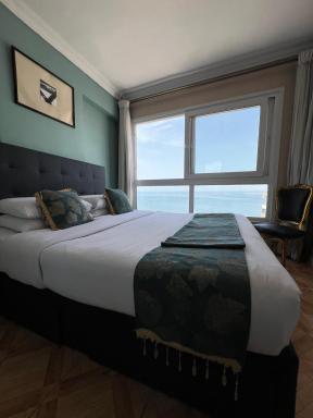 Downtown Sea View Suites - Housity