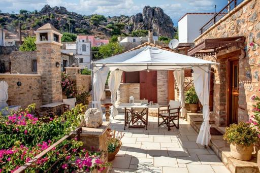 Charming house in Anatoli with sea view and fireplace - Housity