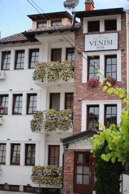 Hotel Venisi - Housity