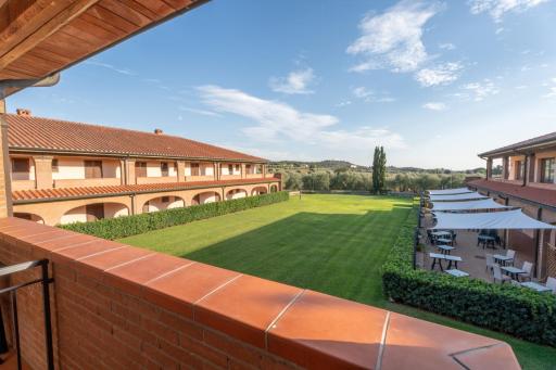 Hotel Borgo degli Olivi - Housity