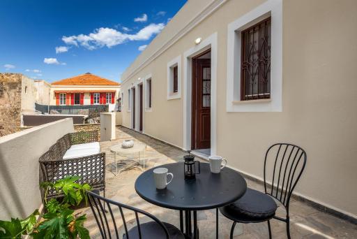 Cleomenes Old Town Studios - Housity