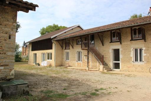 La ferme du château - Maison familiale spacieuse - Housity
