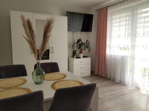 Sunny Boat Apartment - Housity