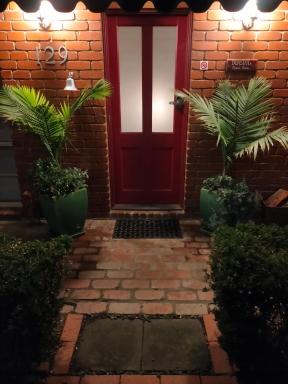 Dunstans Guest House - Housity