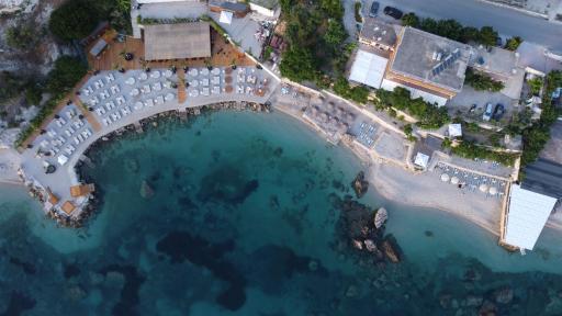 Vila Rahmi & Veli Dervishaj - Housity