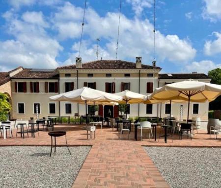 OSTERIA DI CIMBRIOLO E DORMIRE AL CIMBRIOLO - Housity