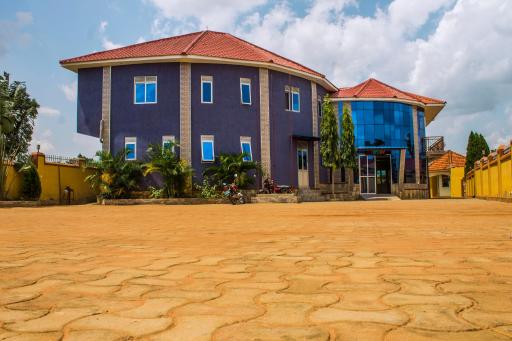 Lira Tasha Hotel Ltd - Housity