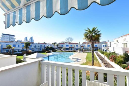 Piscina - RESIDENCE ANTENORE - Housity
