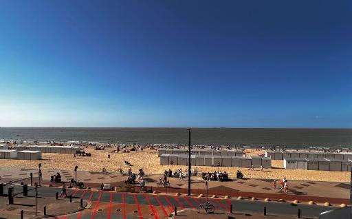 BEACHVIEW and PARKING - Housity