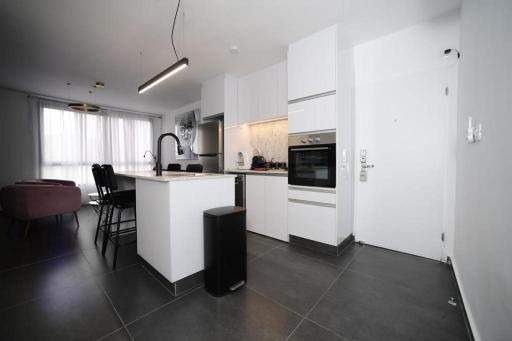Z-32 Luxury Boutique Apartment - Hizvo
