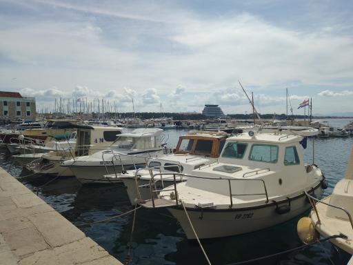 Mladen Vodice - Housity