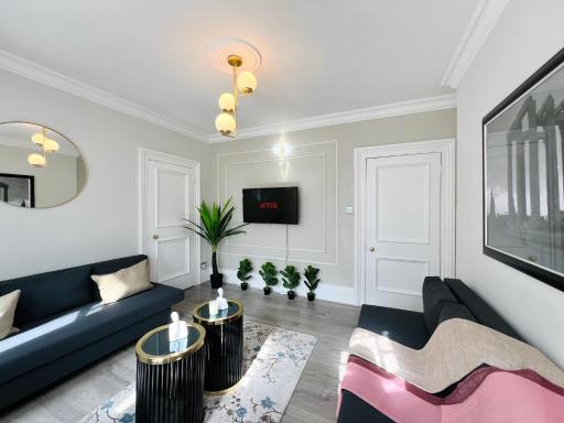 Luxury Mansion Hyde Park - Housity