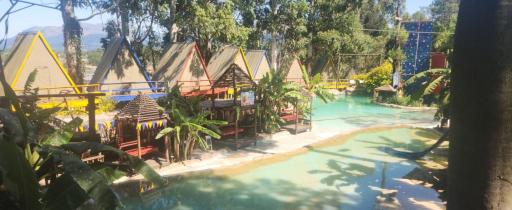 Beach Island Graskop - Housity
