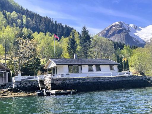 Der Fjordtraum in Balestrand direkt am Wasser - Housity