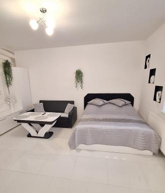 Apartament Domi - Housity