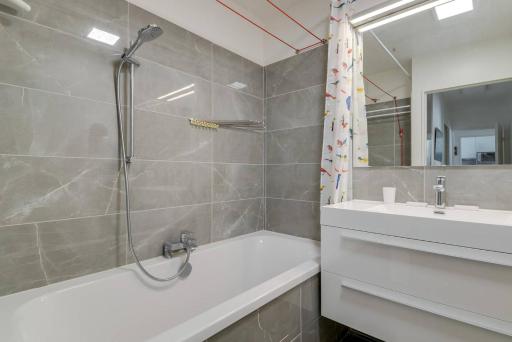 GuestReady - Chic and Luminous Apartment in Bastille - Housity